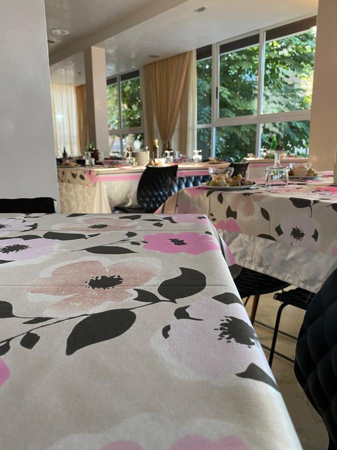 Mon Hotel Misano Adriatico Eksteriør bilde